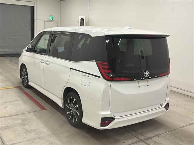 2026 Toyota Noah S-Z auction photo 2