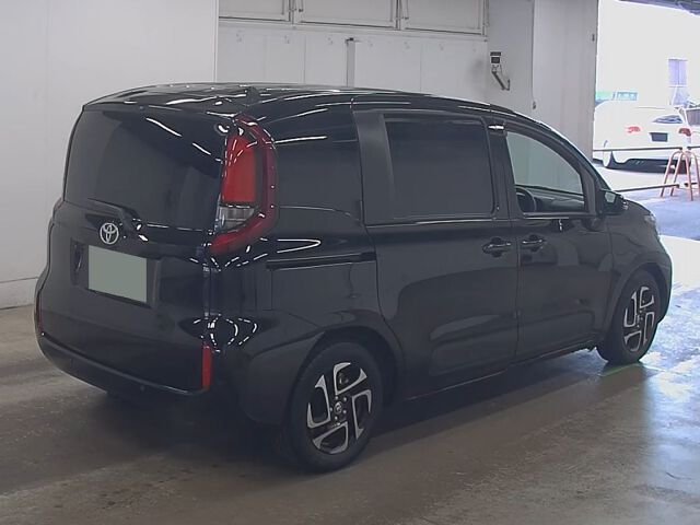 2024 Toyota Sienta G auction photo 5