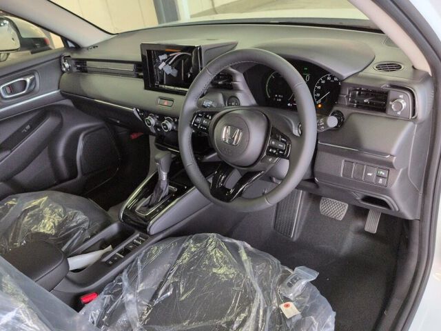 2026 Honda Vezel HV E:HEV Z auction photo 3