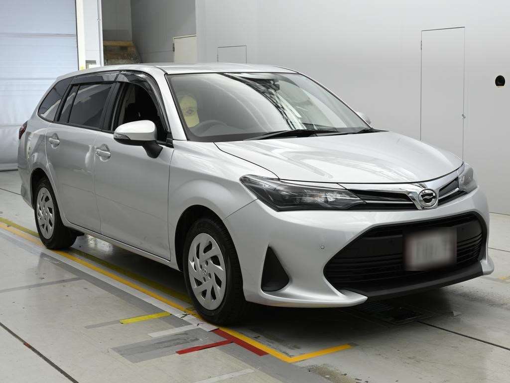 2023 Toyota Corolla Fielder EX auction photo 5
