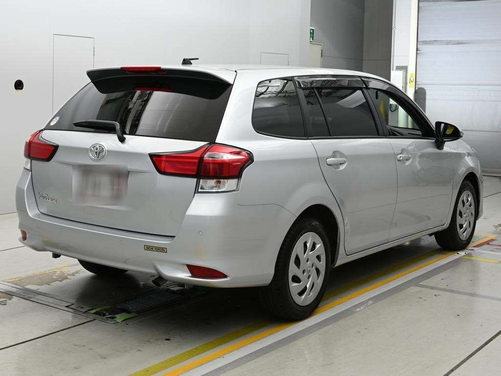 2023 Toyota Corolla Fielder EX auction photo 2