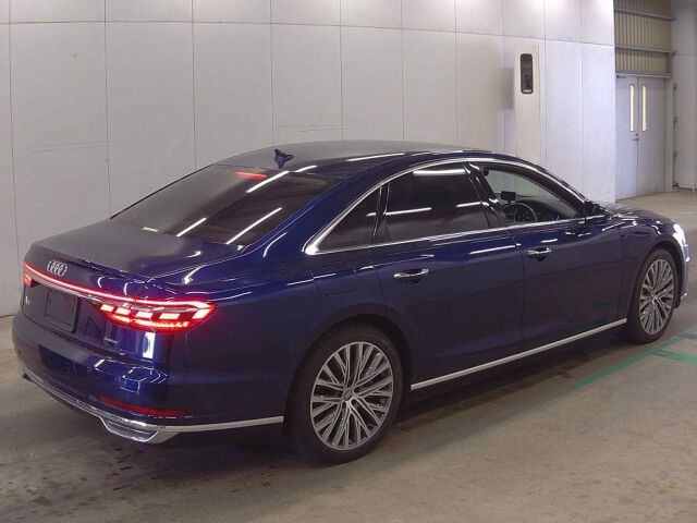 2018 Audi A8 60TFSIクワトロ 4WD auction photo 5