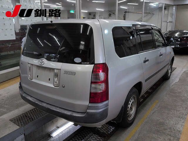 2014 Toyota Succeed 4WD UL auction photo 9