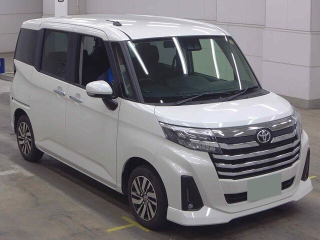 2025 Toyota Roomy カスタムG 4WD Japan auction vehicle