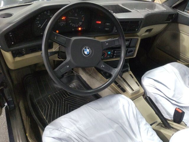 1985 BMW 5 Series 518I auction photo 3