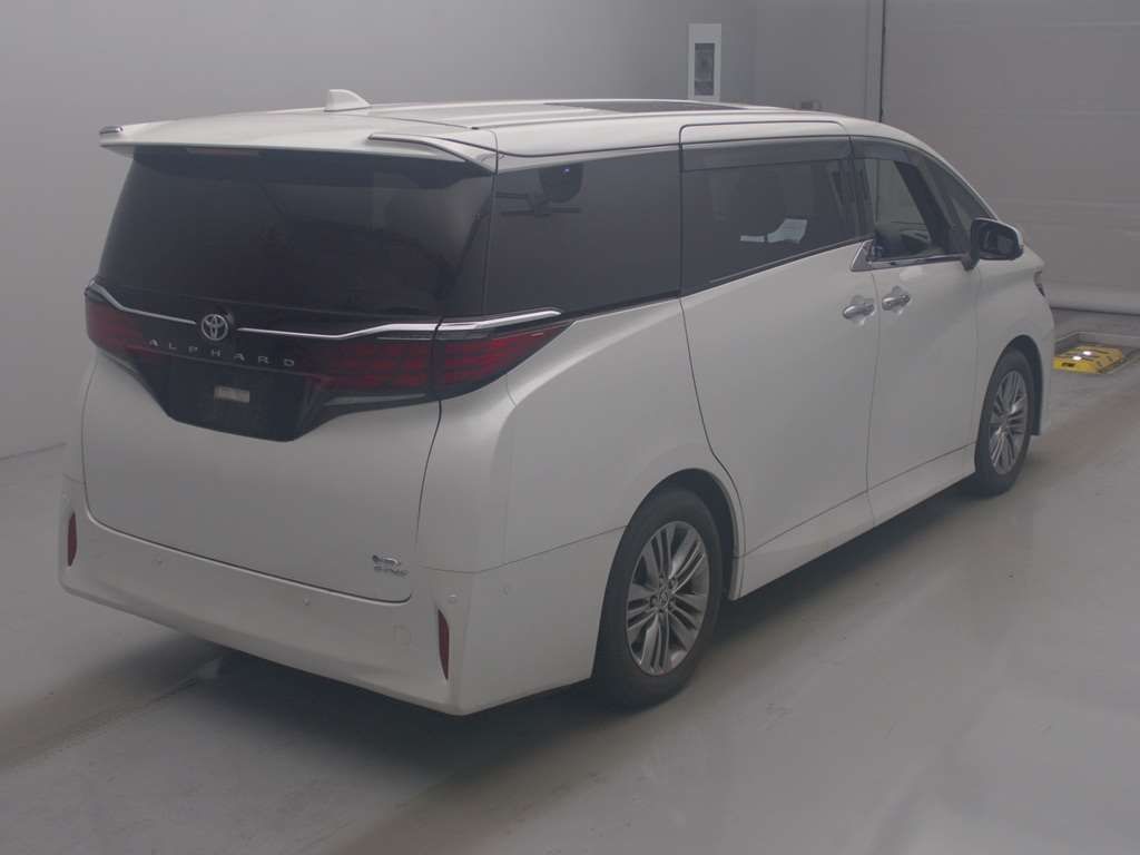 2023 Toyota Alphard Z 4WD auction photo 2