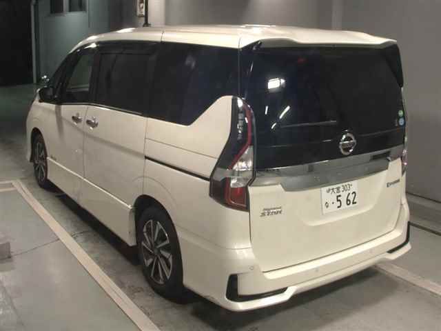 2020 Nissan Serena e-パワーハイウェイスターV auction photo 2