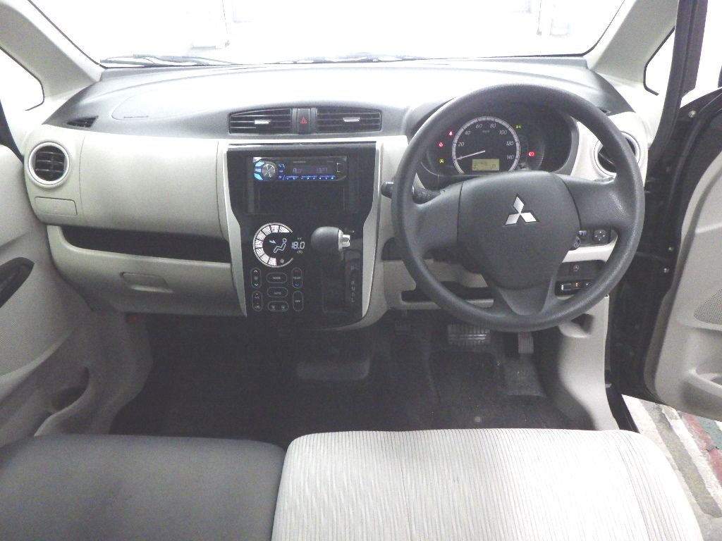 2013 Mitsubishi eK Wagon M auction photo 3