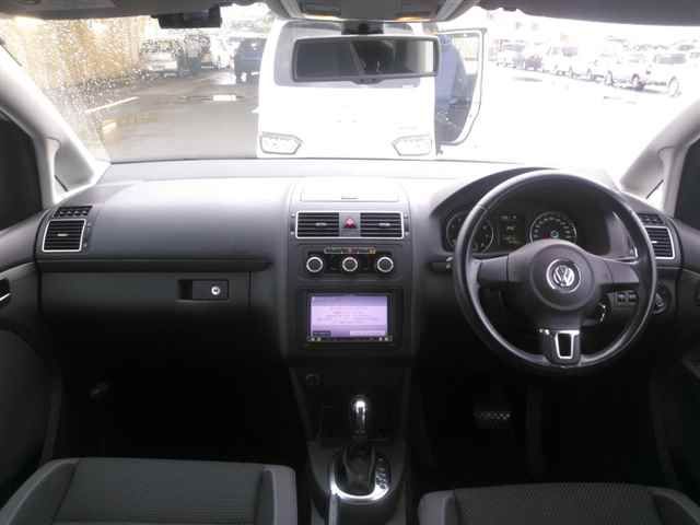2011 Volkswagen VWゴルフトゥーラン TSIコンフォートライン auction photo 8