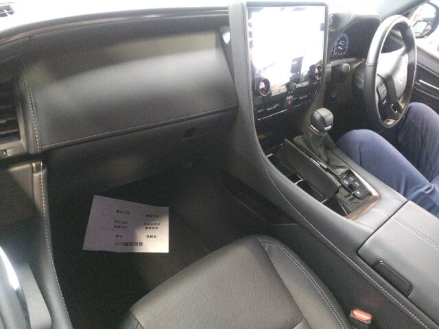 2025 Toyota Alphard Z auction photo 3