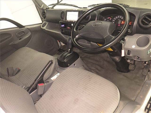 2019 Toyota Dyna 2-ton Full Just Low D-TB PC auction photo 3
