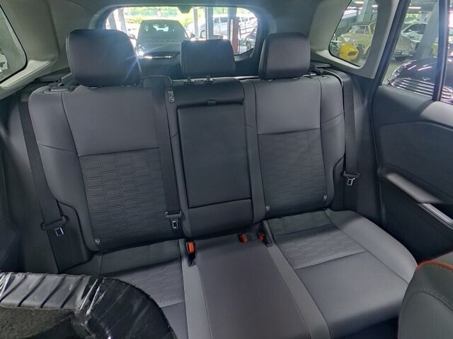2026 Toyota RAV4 アドベンチャー 4WD auction photo 6