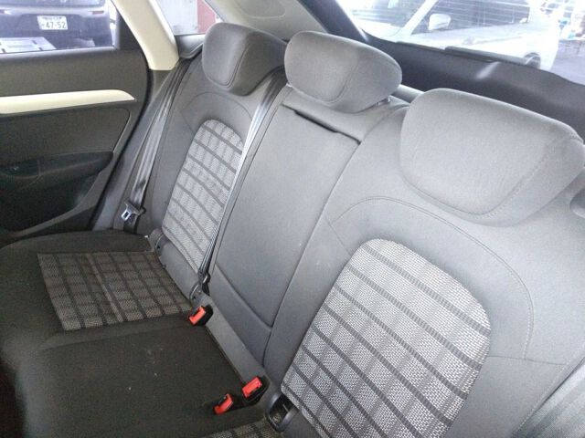 2015 Audi Q3 1.4TFSIスポーツ auction photo 6