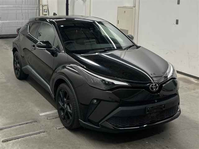Japan Auction Vehicles 10 2023 Toyota C-HR G-T Mode Nero Safety Plus auction photo
