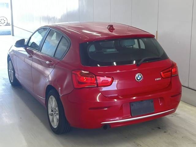 2015 BMW 1 Series 118i スタイル auction photo 3