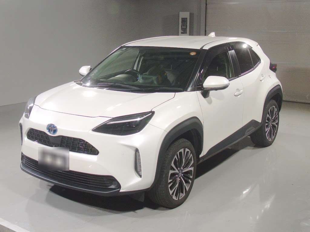Japan Auction Vehicles 4 2021 Toyota Yaris Cross Hybrid Z 4WD auction photo