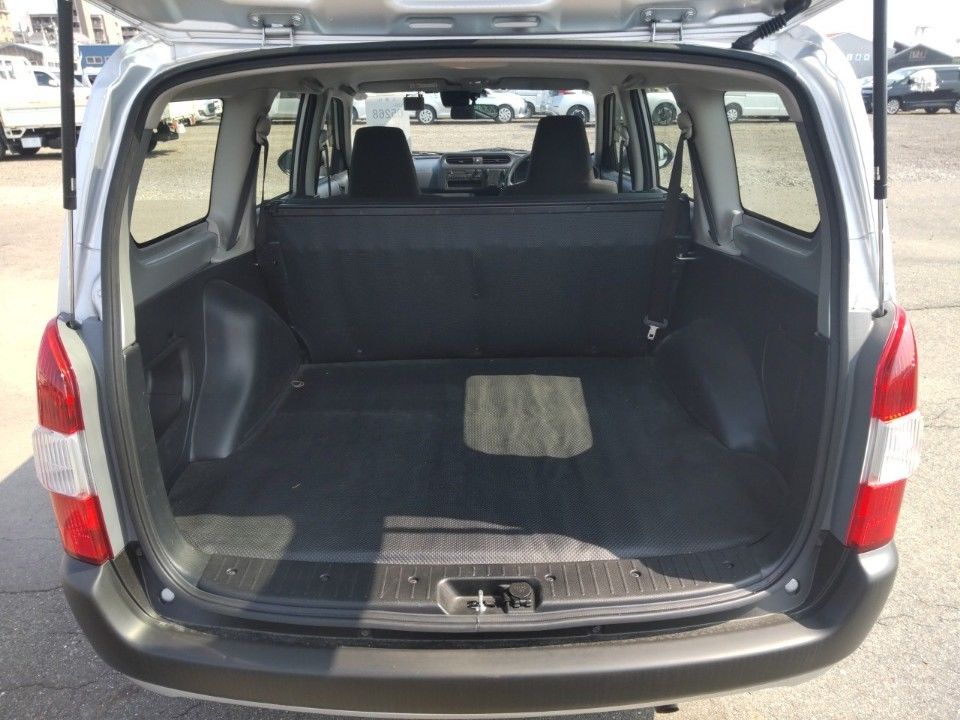 2021 Toyota Probox auction photo 8