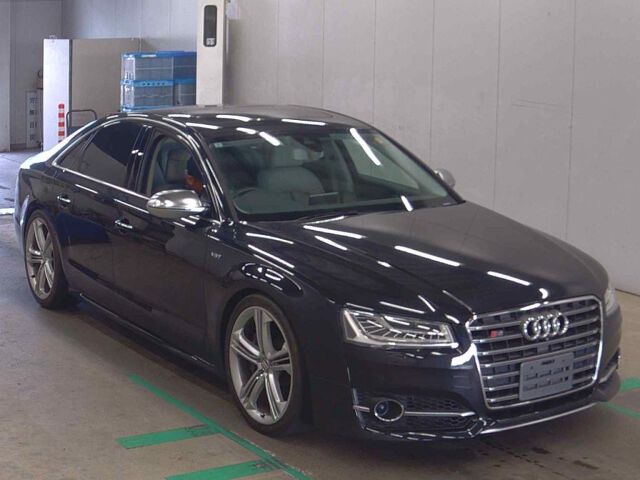 2014 Audi S8 ベースグレード 4WD Japan auction vehicle