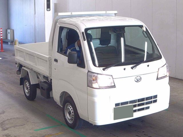 Japan Auction Vehicles 9 2025 Daihatsu Hijet Truck Tamokuteki Dump Truck 4WD auction photo