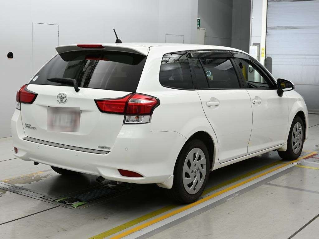 2021 Toyota Corolla Fielder EX auction photo 2