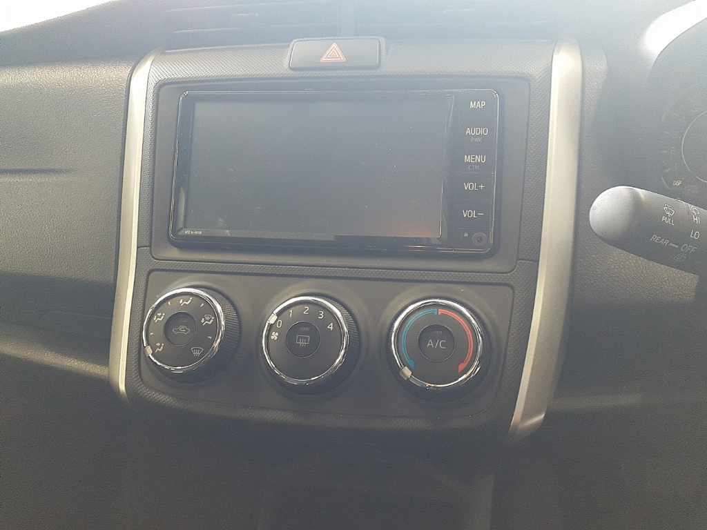 2021 Toyota Corolla Fielder EX auction photo 12