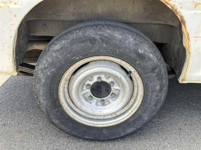 2000 Toyota Hiace Long DX 9-seater auction photo 8