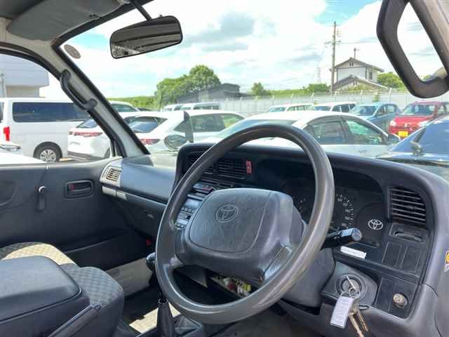 2000 Toyota Hiace Long DX 9-seater auction photo 3