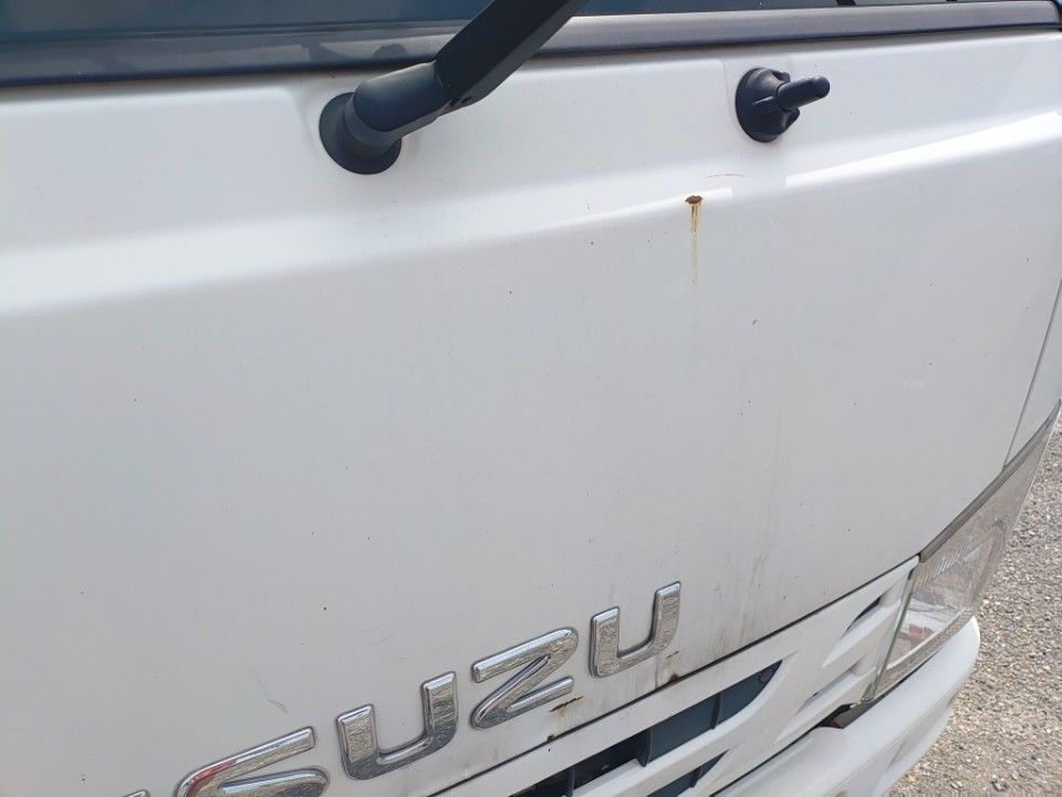 2019 Isuzu Elf auction photo 23