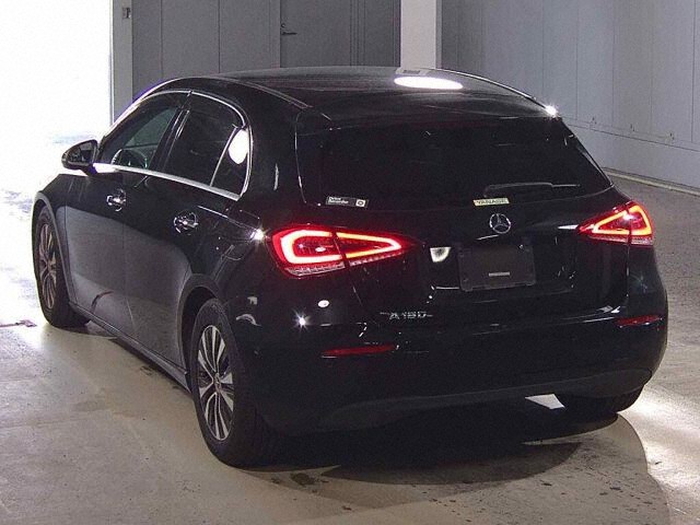 2021 Mercedes-Benz A-Class A180 Style auction photo 2