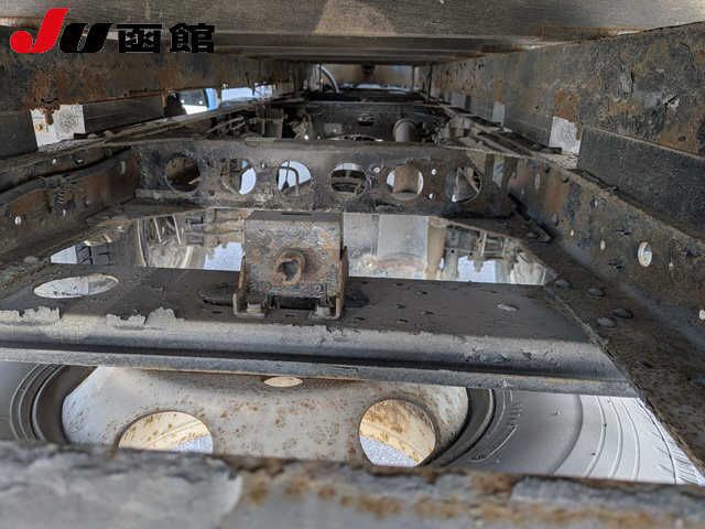 2004 Isuzu Elf auction photo 7