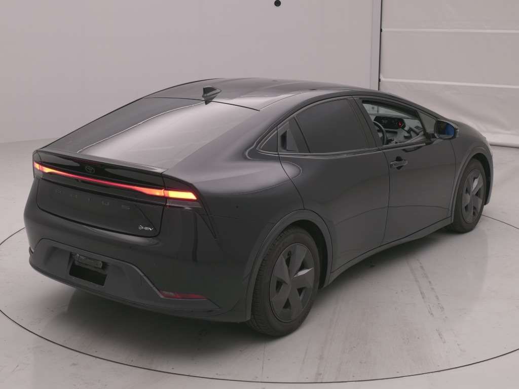 2023 Toyota Prius U auction photo 2