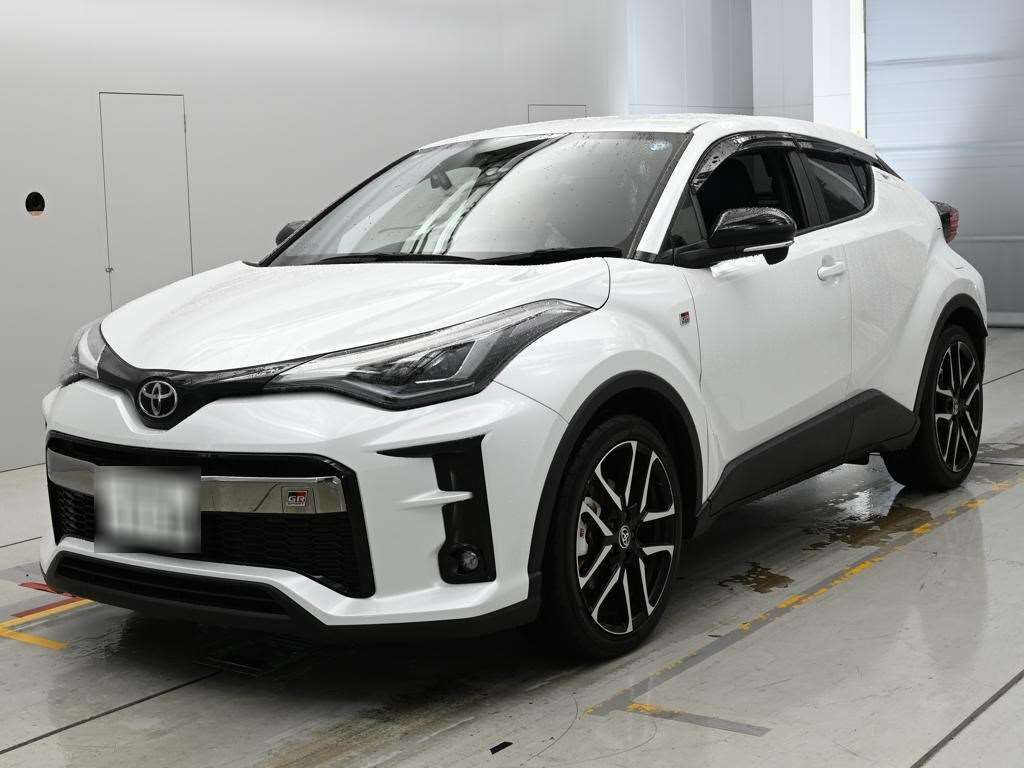 2023 Toyota C-HR S-T GRスポーツ Japan auction vehicle