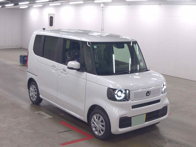2026 Honda N-BOX Base grade 4WD Japan auction vehicle