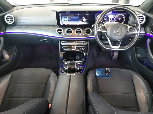 2017 Mercedes-Benz E-Class E200 Avant G Sport auction photo 3