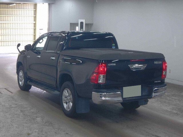 2018 Toyota Hilux Z 4WD auction photo 2
