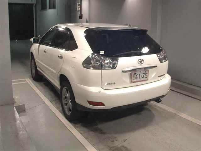 2007 Toyota Harrier 4WD 350G Premium L Package auction photo 2