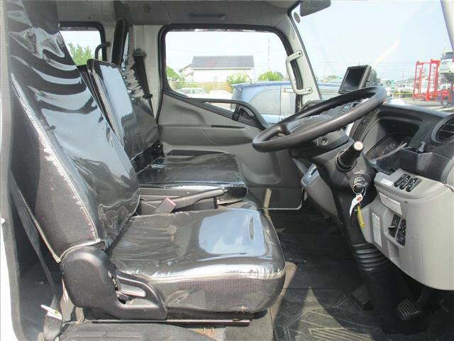 2018 Mitsubishi Fuso Canter auction photo 5