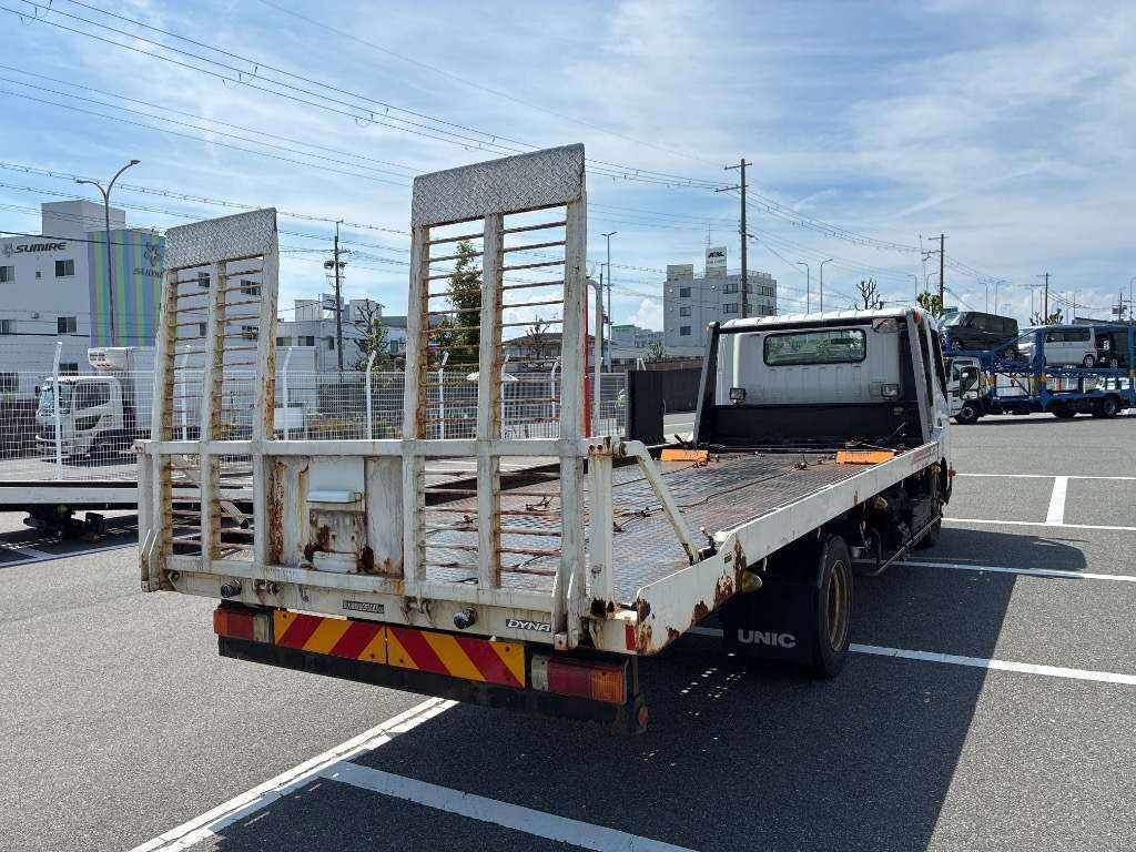2012 Toyota Dyna セキサイシャ auction photo 2