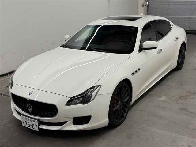 2013 Maserati マセラティクアトロポルテ Quattroporte GT S auction photo 4