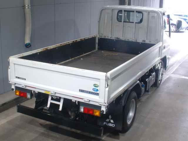 2022 Mitsubishi Fuso Canter Flat body auction photo 2