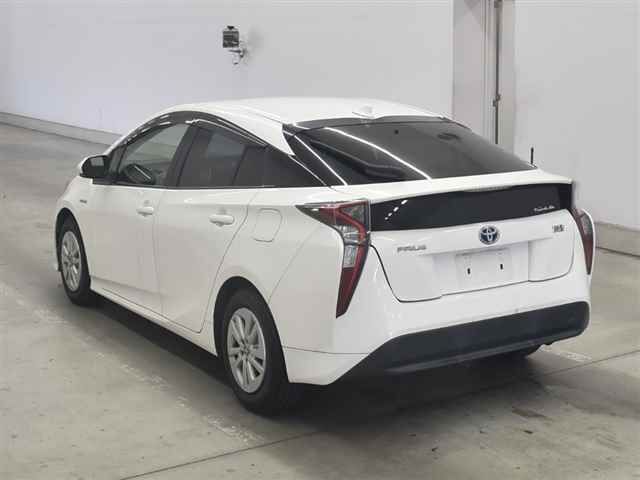 2016 Toyota Prius S auction photo 2