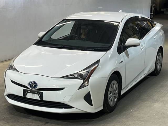 2016 Toyota Prius * Japan auction vehicle