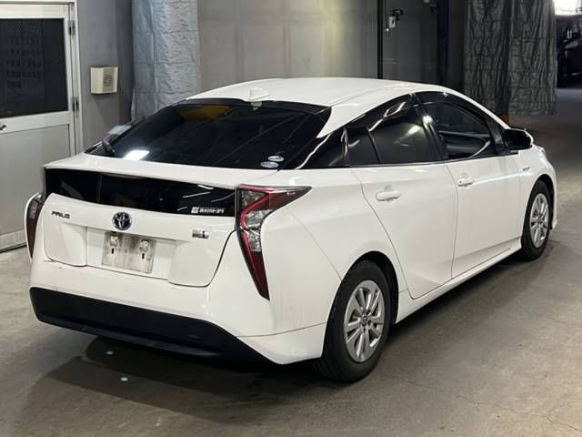 2016 Toyota Prius * auction photo 5