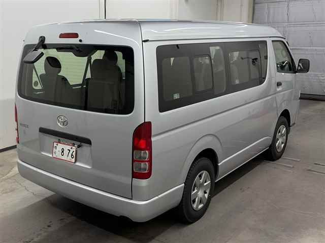 2022 Toyota Hiace DX auction photo 5