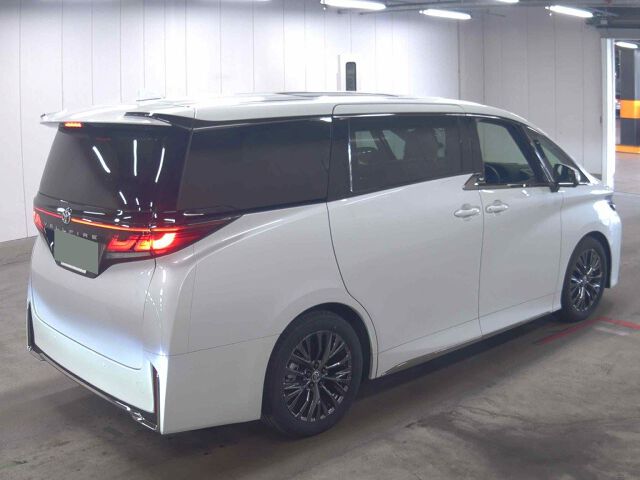 2025 Toyota Vellfire Z Premier auction photo 5
