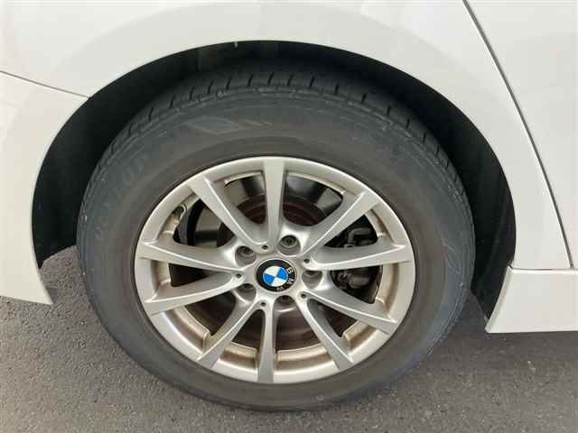 2017 BMW BMW3シリーズ 318i auction photo 8