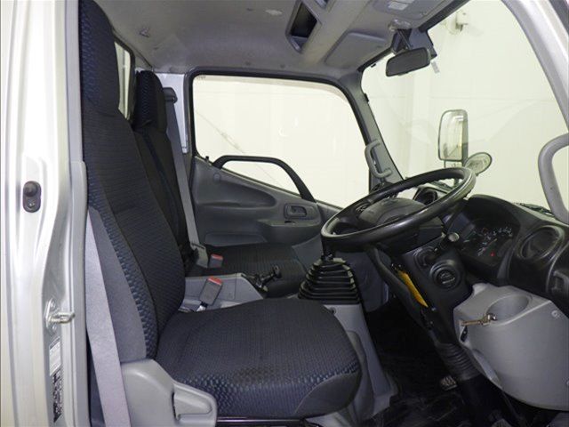 2022 Toyota Dyna Flatbed auction photo 5