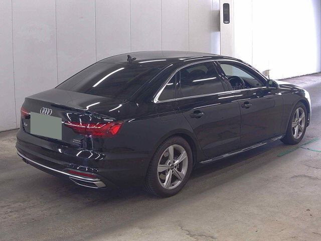 2023 Audi A4 40TDI Qアドバン 4WD auction photo 5