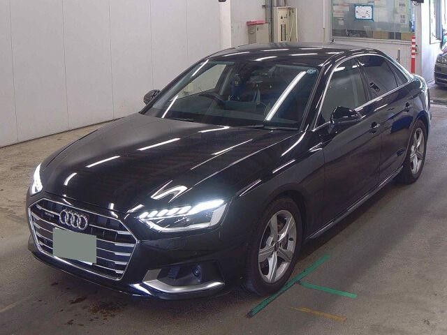 2023 Audi A4 40TDI Qアドバン 4WD auction photo 4
