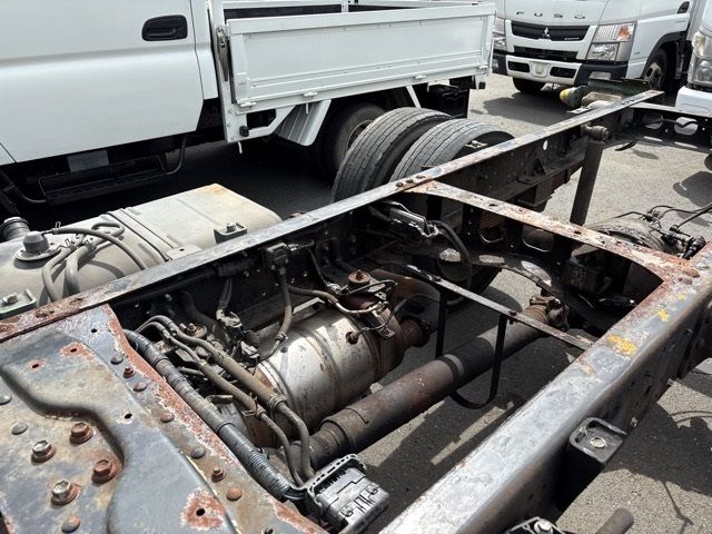 2015 Hino Dutro シャーシ auction photo 18